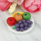 1:12 миниатюрная еда, свежий фруктовый блюдо, виноград, груша, оранжевый, персик, Белое Блюдо, кукольный домик, кухонные аксессуары