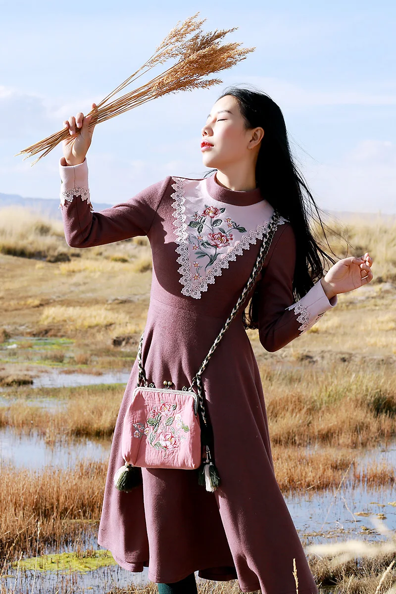 Оригинальный дизайн осень зима 2017 Женская одежда Вышивка Кружева Лоскутная