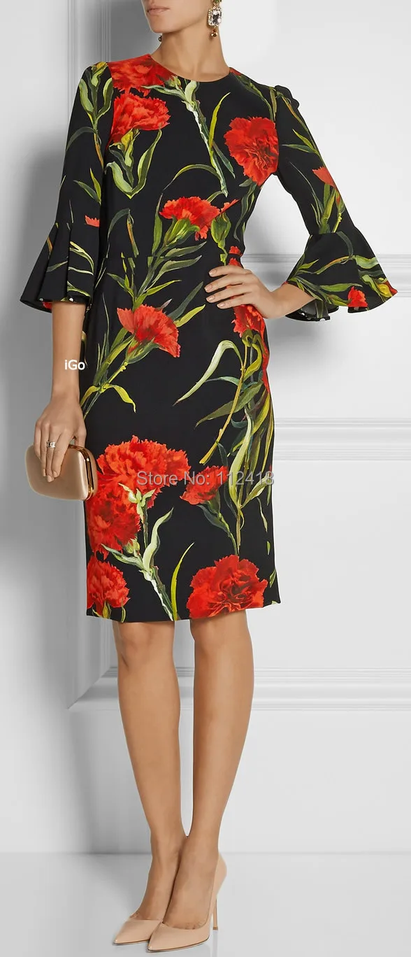 Женское платье с цветочным принтом круглым вырезом