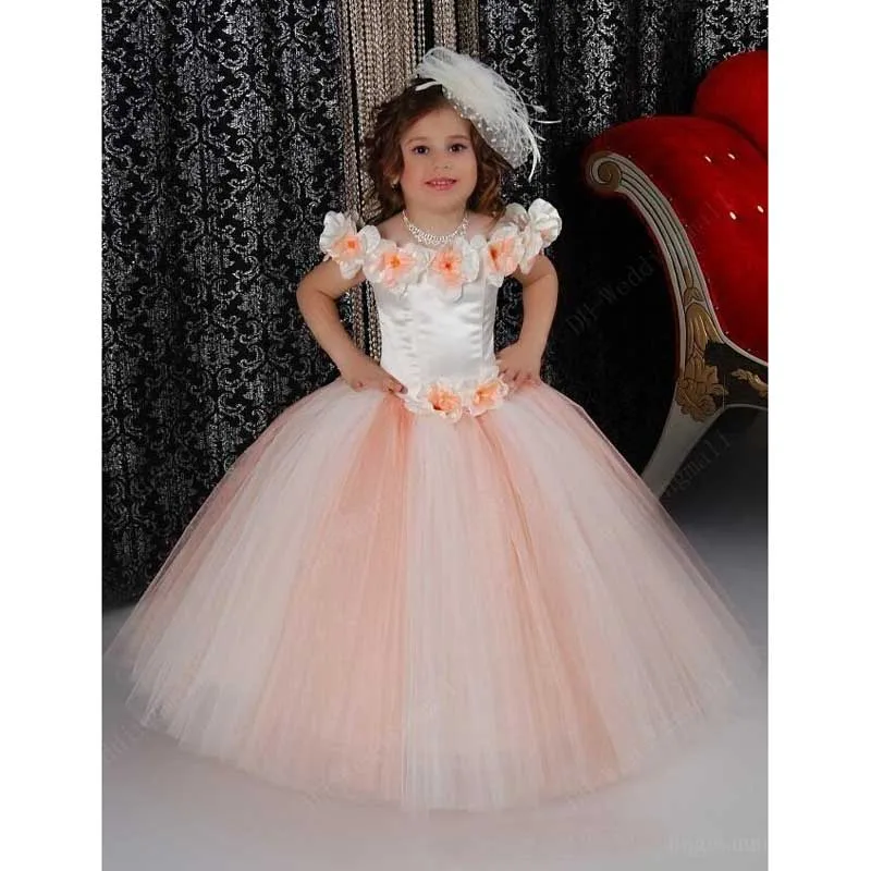 Прекрасный Паффи Розовый Цветок Девочки Платья С Ручной Цветы Лодка шея Узелок