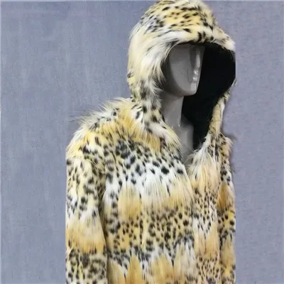 Picture style Hot Winter Autumn Men Faux Fox Fur Coat Long Windbreaker Loose Warm Fashion Man Leather Peacock Feather Leather Jacket 4XL - Цвет: Picture style