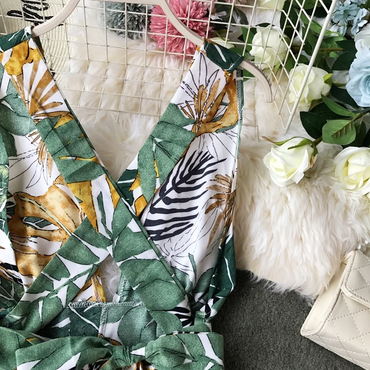 Пляжный Boho короткий женский летний комбинезон с открытой спиной и v-образным вырезом без рукавов комбинезон корейский цветочный принт плюс размер женский комбинезон