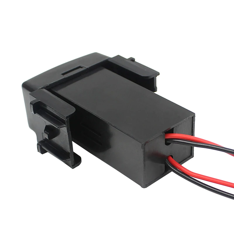 Автомобильное зарядное устройство с двумя USB-портами 2 1 А 5 В для приборной панели