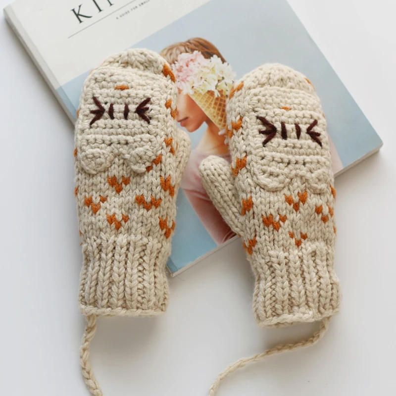 

Women Fashion Knit Mittens Winter Female Flowers Twist Wool Full halter Finger Gloves