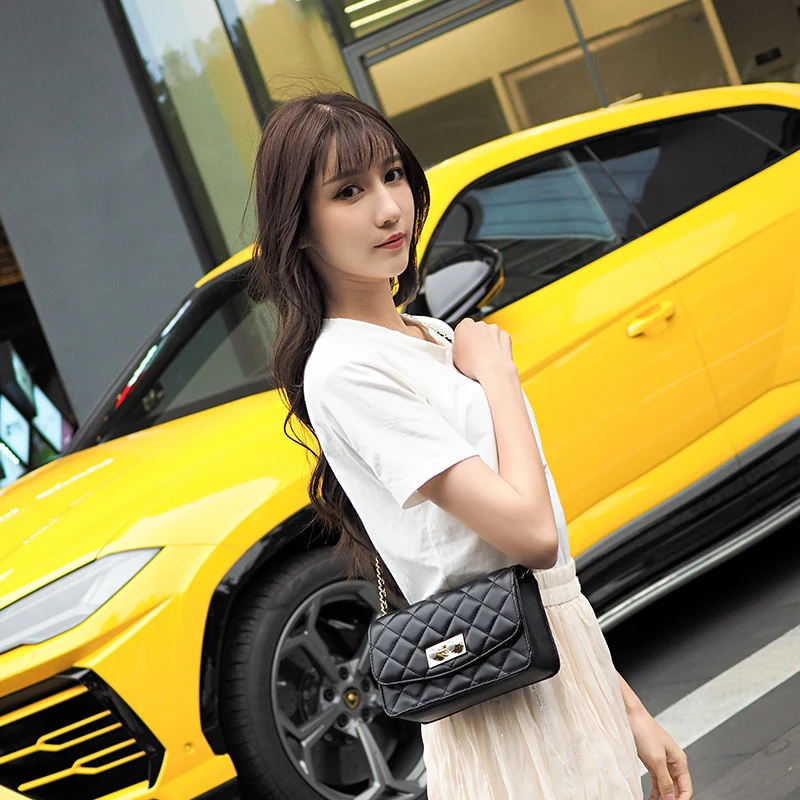 Женская сумка мессенджер белая красная с цепочкой и жемчугом|Сумки ручками| |