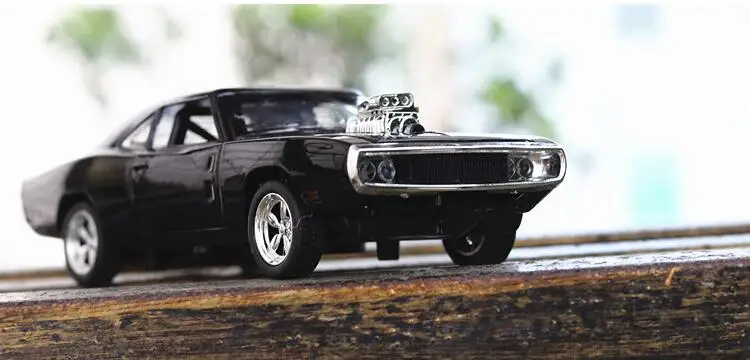 Миниатюрный автомобиль 1:32 Dodge модель автомобиля Форсаж сплав модели автомобилей детские игрушки для детей Классические металлические автомобили