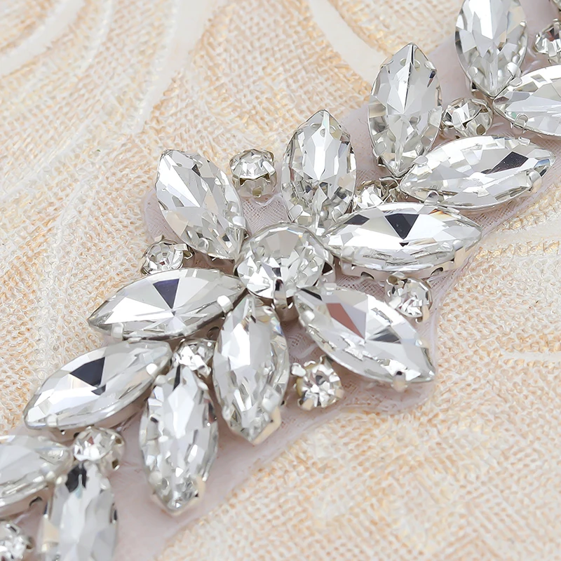 WENXI 10 PCS Handmade Silver Rhinestones Appliques Clear Crystal Sewing On Bridal Dress SashRhinestones Applique Accessory WX843 | Дом и сад