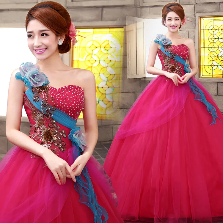 Бесплатная доставка подъюбник элегантные платья на одно плечо с трехмерными