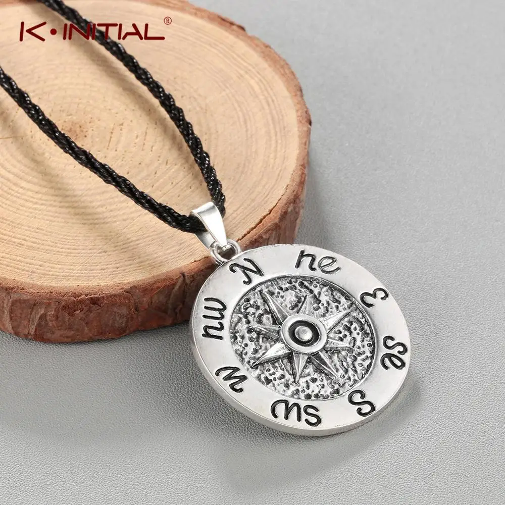 

Kinitial Compass Necklace Charm Compass Amulet Pendant for Women Men Friendship Jewelry Retro Bronze Compass Necklaces