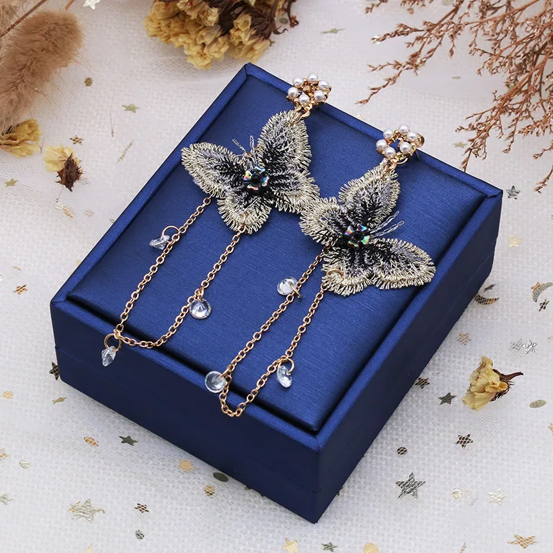 Серьги подвески LUBOV с кристаллами длинные висячие украшения золотого цвета в