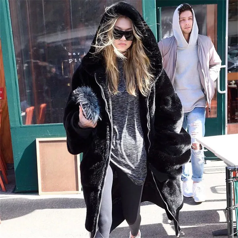 PZLCXH Искусственный мех Застежка-молния Теплая куртка 2018 Осень и Зима Фальшивый плащ Длинный раздел Большой размер Женский свободный SX149.