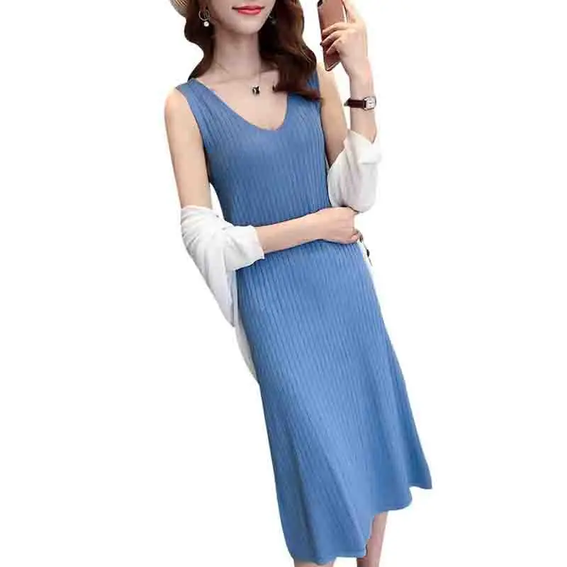 Женское трикотажное платье без рукавов однотонное майка с v образным вырезом