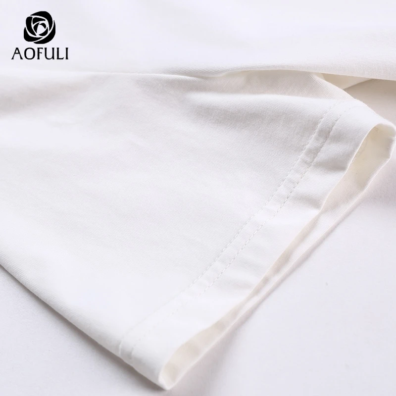 Женское платье на бретелях с геометрическим принтом белый хлопковый костюм