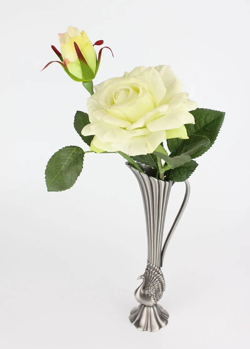 

1 Piece Art Crafts Home Decoration Flower Holder Decorative Alloy Tabletop Vase