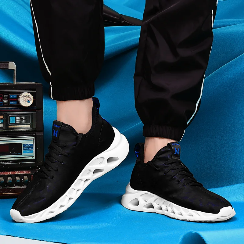 Мужская обувь летние дышащие кроссовки повседневная для влюбленных на шнуровке