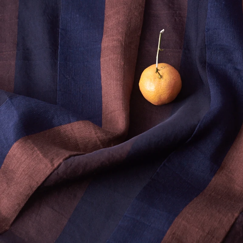 Весенняя секция льняная вискозная ткань окрашенная пряжа в полоску материал