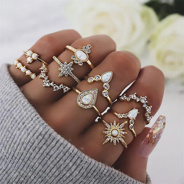 50 стилей Boho Панк для женщин полые треугольные капли воды стрелка солнце драгоценный камень кристалл набор серебряных колец личность девушка ювелирные аксессуары