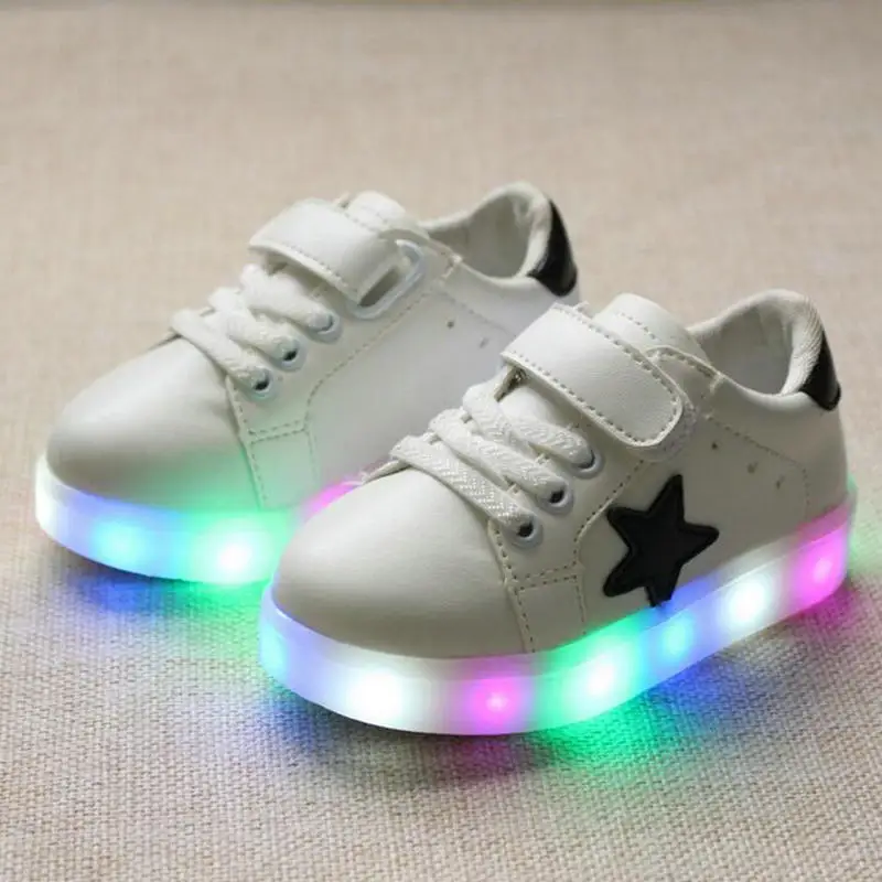 Детская Обувь светящиеся кроссовки мода звезды led для девочек принцессы Милая