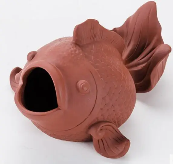 Fun retro goldfish shape purple sand ashtray Creative fish model ceramic ashtray bar shop decoration - Цвет: B