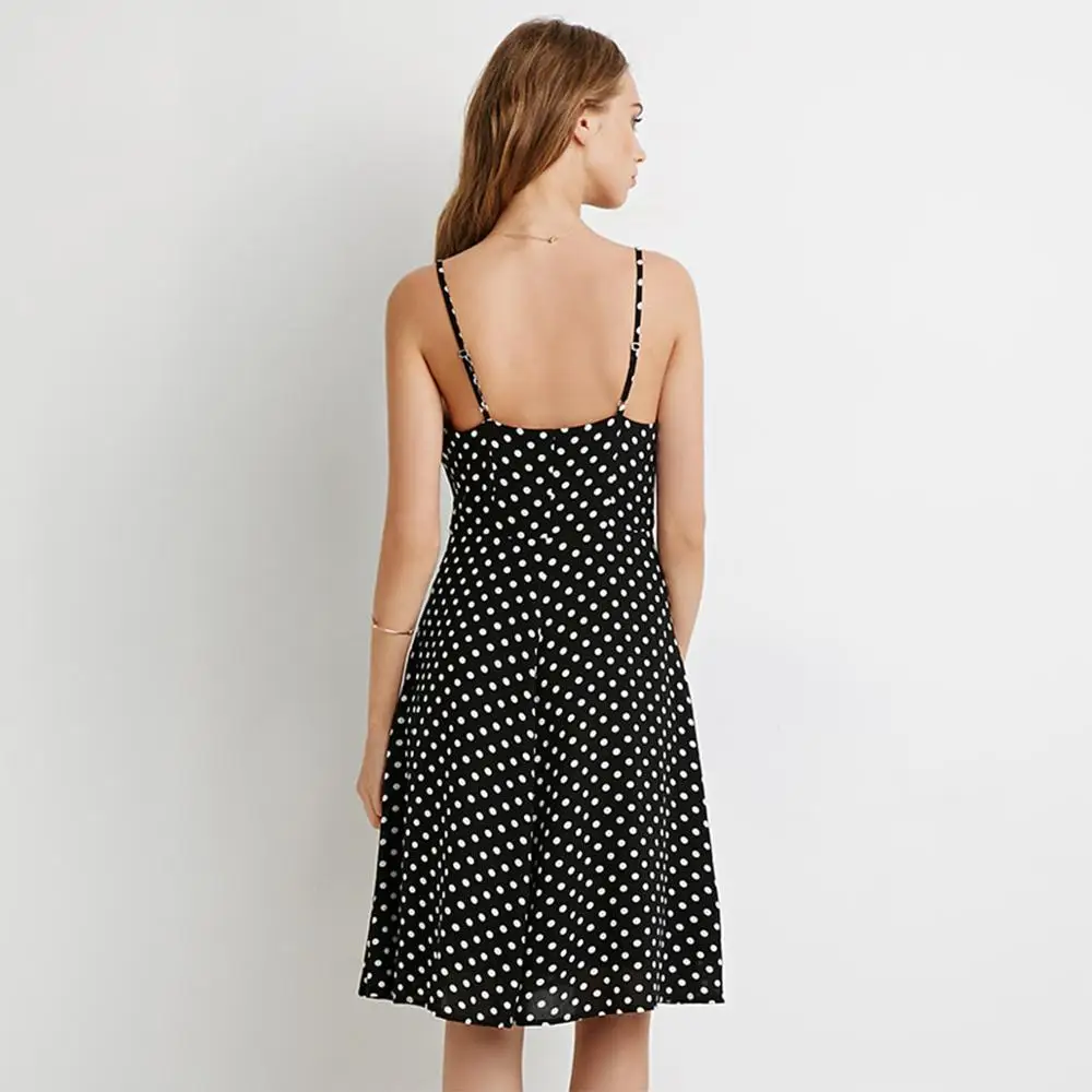 Черное сексуальное платье-комбинация на бретельках с открытой спиной и милым