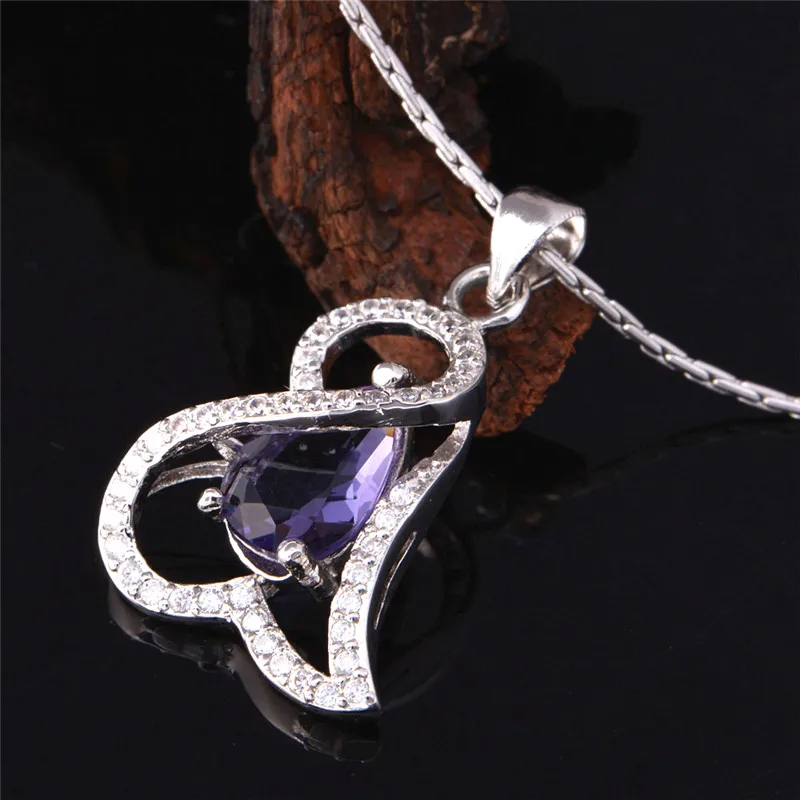 Серебряное ожерелье Almei в форме сердца с кубическим цирконием