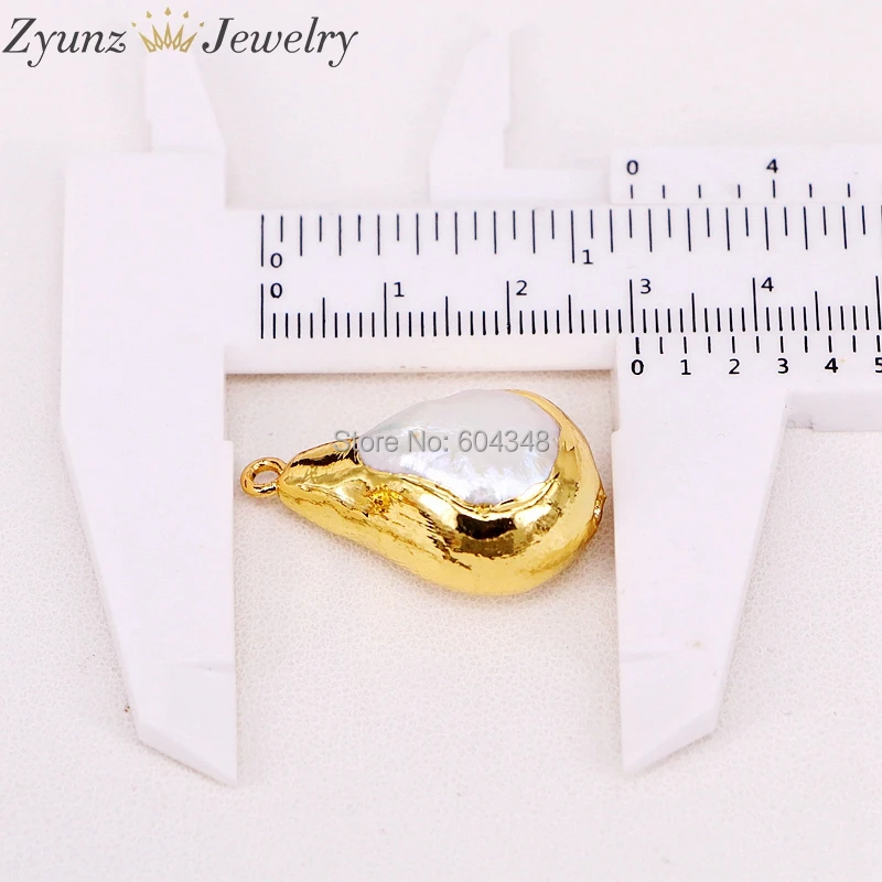 

10PCS ZYZ302-6927 Gold Copper Electroplated with Nature White Pear Drop Pendants Jewelry Accessories