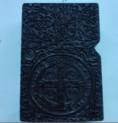 Твердые резьба по дереву в виде ракушки + маленькая металлическая ветрозащитная