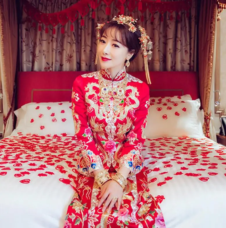 Красный Модные современные китайские свадебные платья Qipao Китайские Восточные платья красные атласные Cheongsam для невесты длинные традиционные женские винтажные - Цвет: Красный