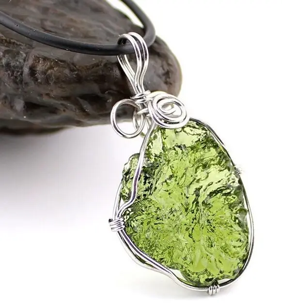 40-50ct высшее качество драгоценный камень зеленый Besednice Moldavite Tektite метеорит