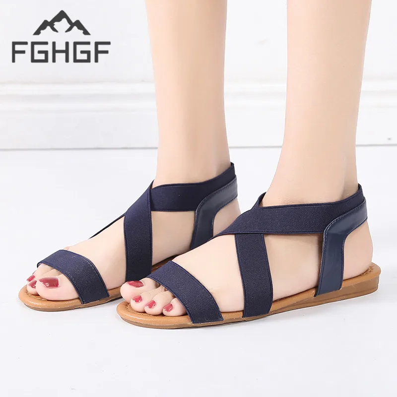 Женские босоножки из натуральной кожи на плоской подошве черные хит продаж лето