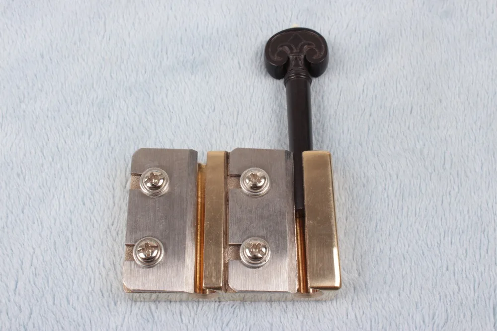 Steel Blade Luthier To