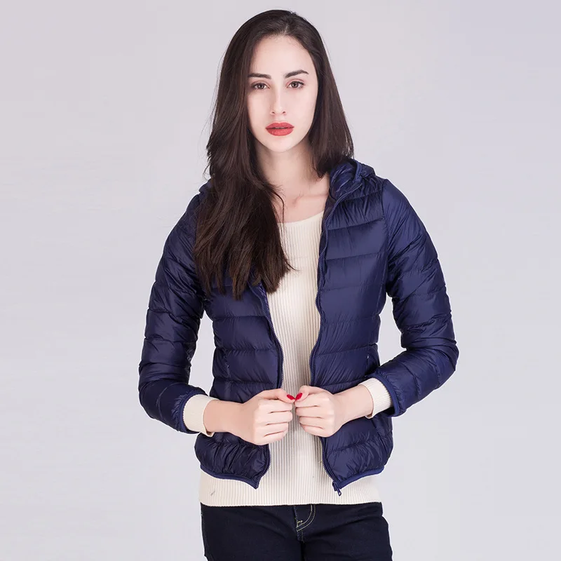Женская куртка на белом утином пуху теплая Ультралегкая ветрозащитная парка для