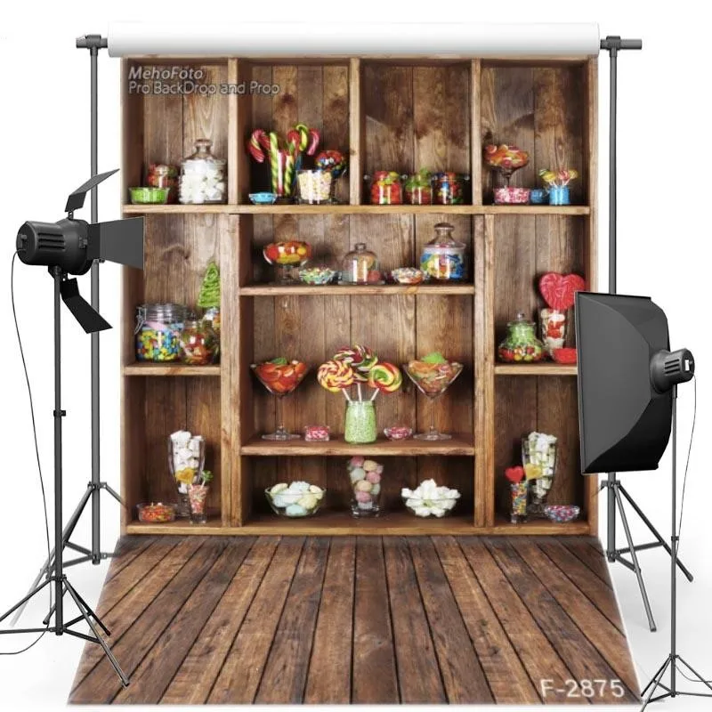 Магазин тематических сладостей с буфетом на фоне дерева из полиэстера или винила высокого качества с компьютерной печатью для вечеринок.