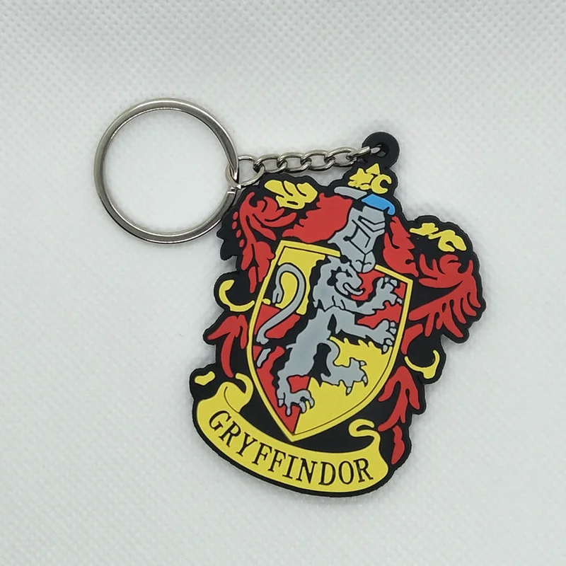 Хогвартс Школа колдовства и волшебства брелок Гриффиндор Hufflepuff Ravenclaw Слизерин Забавный мультфильм ПВХ брелок подарок