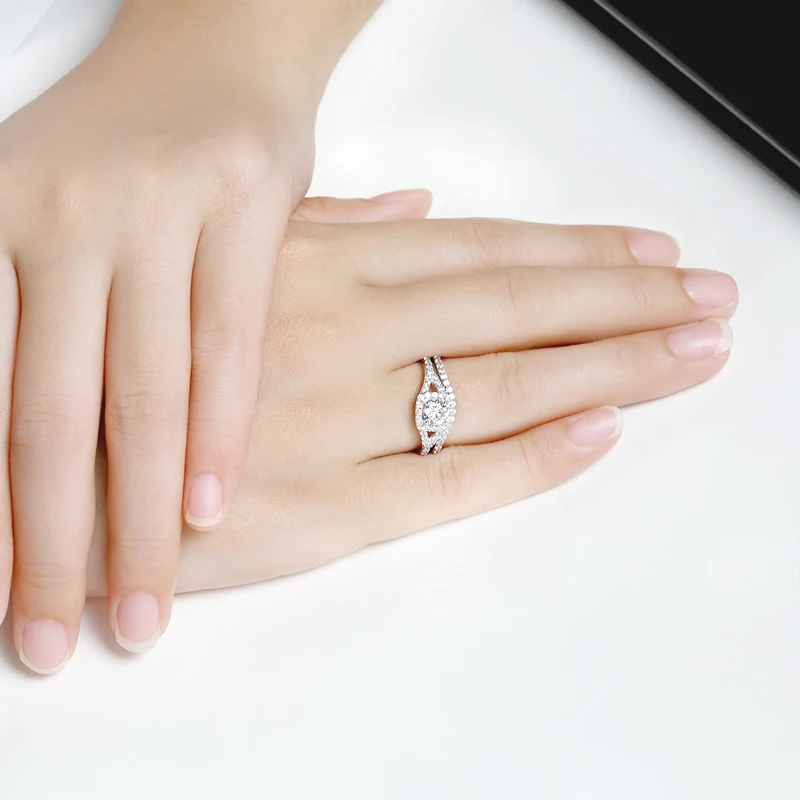 

ANZIW Luxury Sona 4 Prongs Halo Round Cut Women Engagement Silver Bridal Ring Sets 925 Sterling Silver Wedding Lover Ring Set