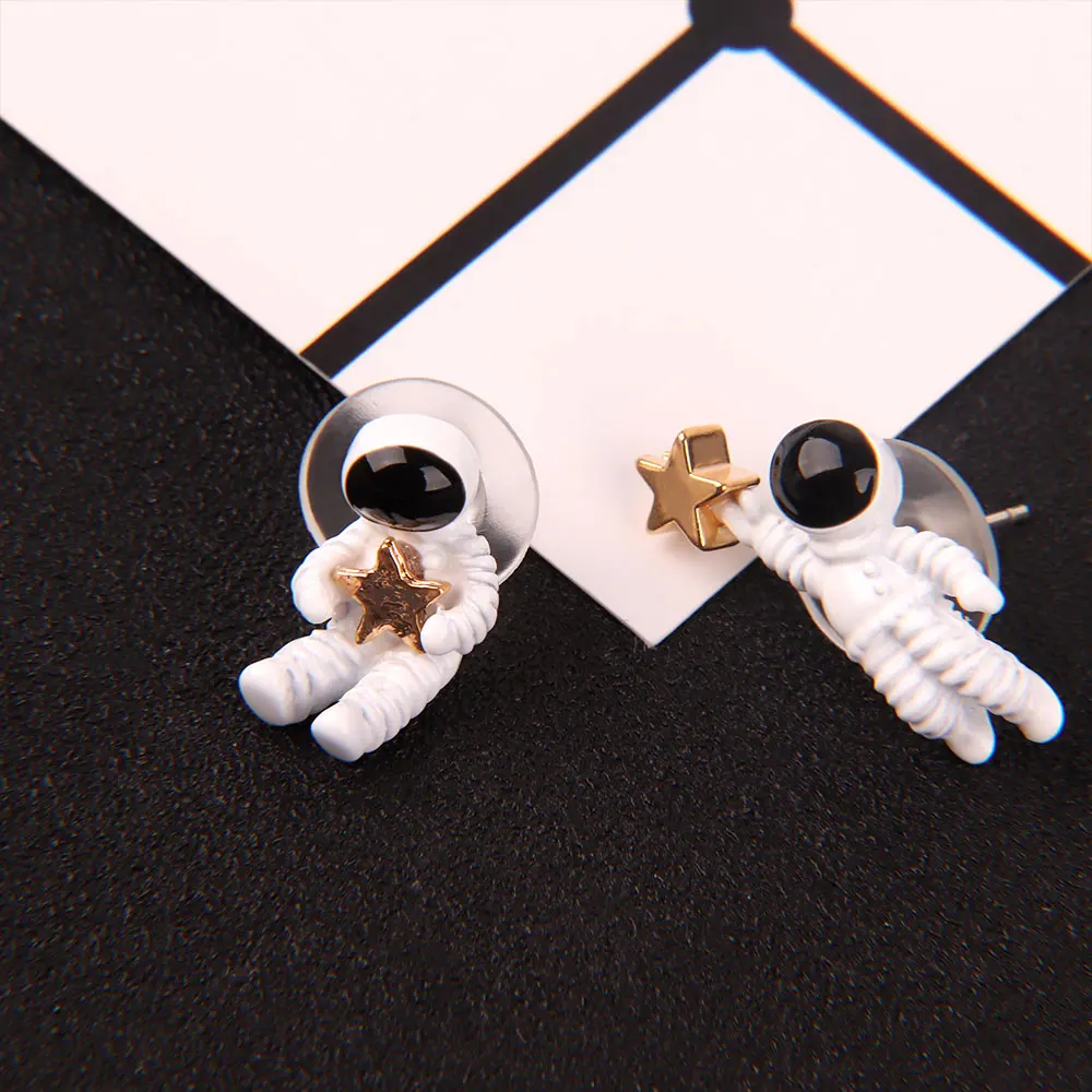 Креативные милые космические звезды дизайнерские серьги Асимметричный