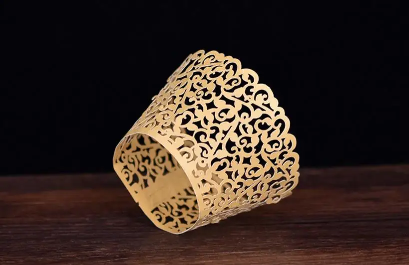 Оптовая продажа 2000 шт. кружевная Лазерная резка для кексов облака бумажный