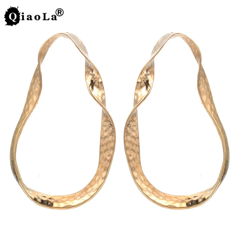 Женские серьги кольца овального цвета серебряного эффектные летние ювелирные