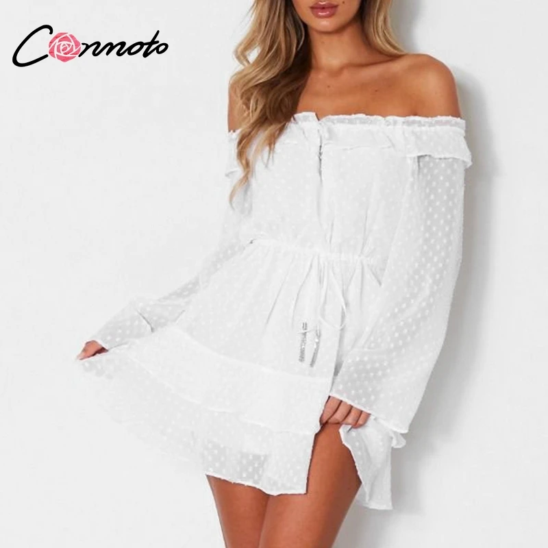 Conmoto с открытыми плечами Tassle платье оборками женские белые шифоновые в горошек