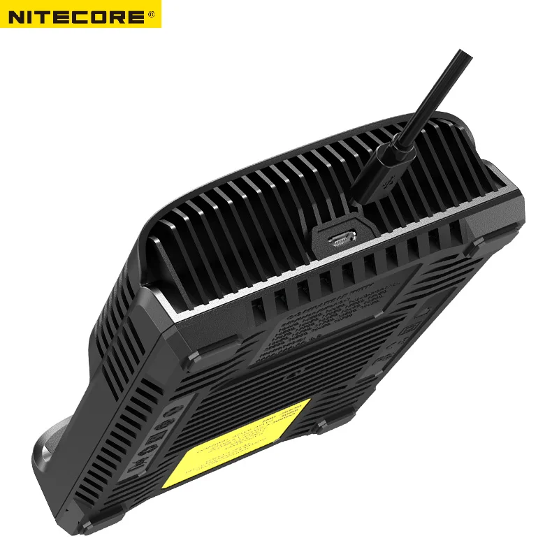 Умное зарядное устройство NITECORE UMS4 с четырьмя слотами и поддержкой быстрой