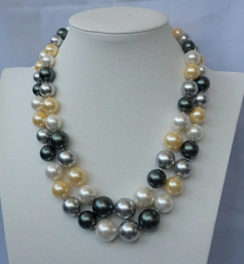 Ожерелье в двух цветах