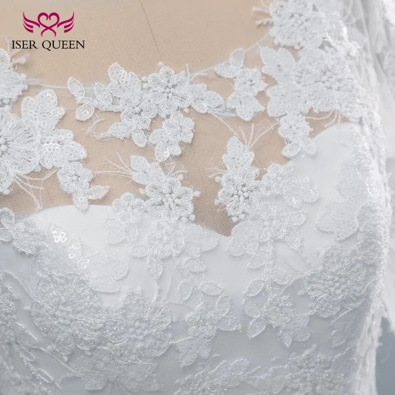 Свадебное платье с вышивкой трапециевидной формы длинными рукавами и круглым