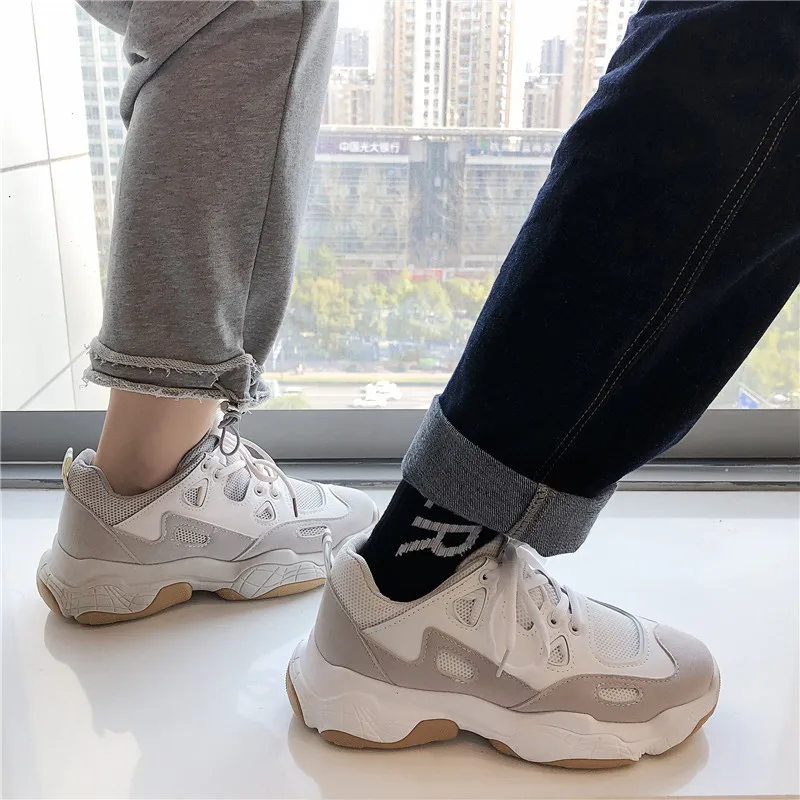 Мужская обувь летние дышащие кроссовки на плоской подошве повседневная для