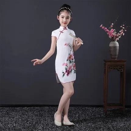 Girls Cheongsam 2018 Summer New Children's Tang Silk cheongsam Chinese style dress Show Guzheng catwalk | Детская одежда и
