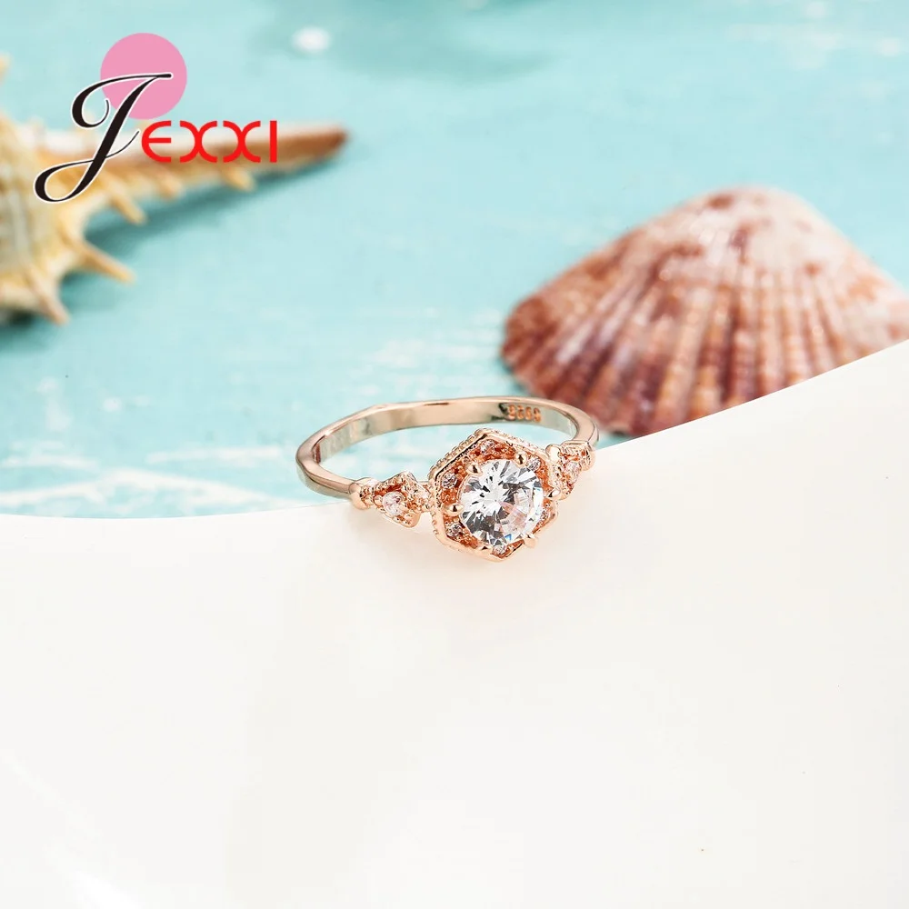 

Shiny Round Sythetic Crystal Rhinestone Gold Color Rings Design Fashion Modern Shiny Nice Jewelry For Women Anniversary