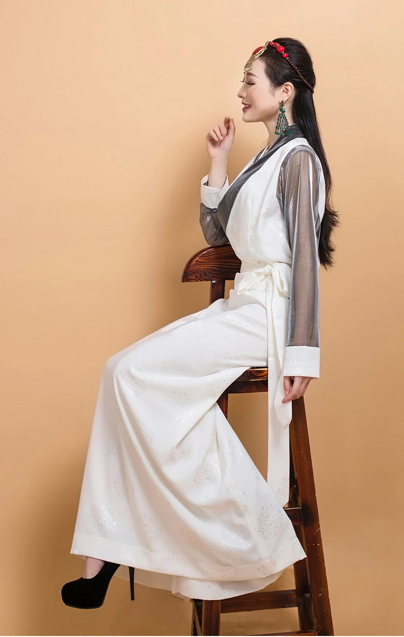 Traditional Tibetan Women Clothing Nepal Tibet Tourist costumes New Bora Ando Tibetan Long Robe Ethnic style Lhasa Gown Dress