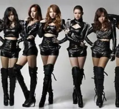 Girls GENERATION black waist leather 
