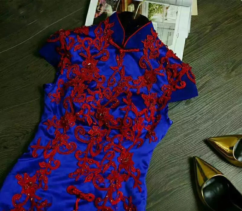 Королевский Синий Атлас со шлейфом долго Cheongsam платья Стенд воротник вышивка Qipao