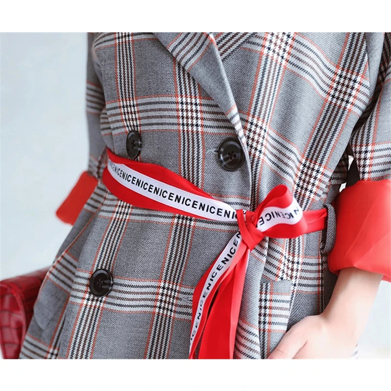 

2019 New Spring Autumn Fashion Female Trench Coat Long Sleeve Vintage Plaid Windbreaker With Belt Women Casual Outwear Tops R767