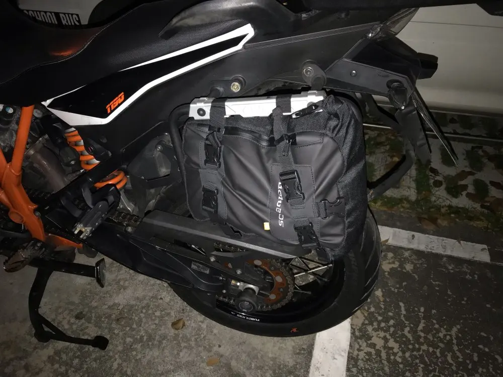 Мотоцикл Приключения эндуро универсально подходит Drypacks Хвост сумка езда Путешествия хранения багажа